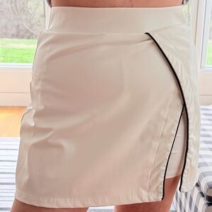Black Label White Birch White Mini Skort with Black Piping
